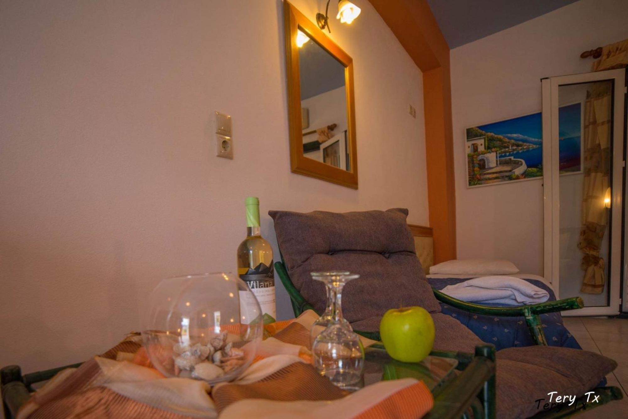 Mary Sofi Residences By Estia Stalida Habitación foto